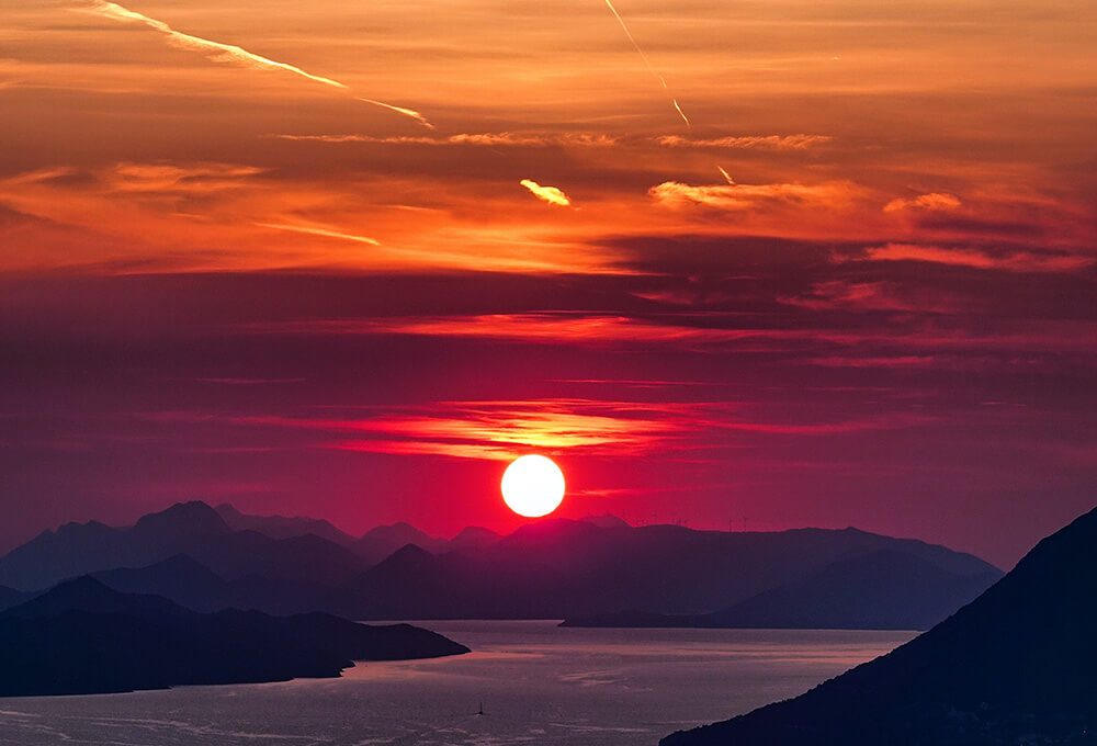 Ephesians 4:26 devotional, Daily Bible Verse, Bible Verse of the Day, free email devotional, prayer cards, Bible Journal, Bible Planner, Scripture planner, scripture journal, Christian Journal, Christian Planner, Bible Planner