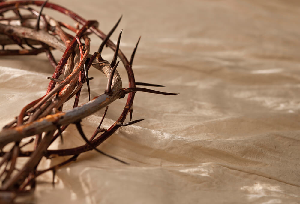 the crown of thorns signifying the struggle Jesus went through